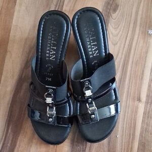 Italian Shoemakers Glossy Black Slide Sandals